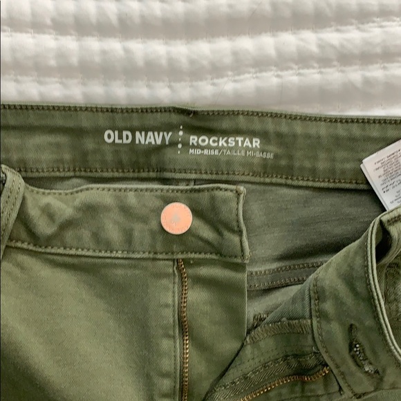 Green Jeans - Picture 4 of 4